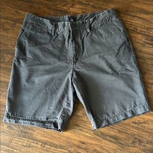 GAP Men's Charcoal Flat Front Shorts